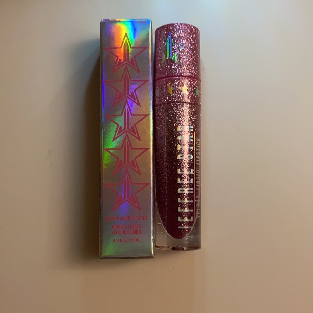 Jeffree Star Velour Liquid Lipstick Berries on Ice